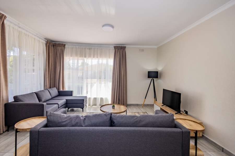 To Let 3 Bedroom Property for Rent in Protea Heights Western Cape